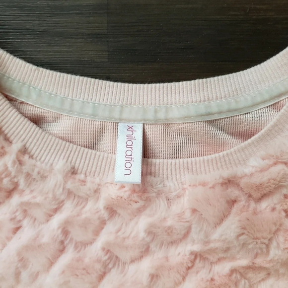 Blush Pink Fuzzy Crew Sweatshirt Size M (7/8) - So - Picture 3 of 8